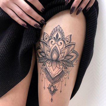 flor de loto tatuaje