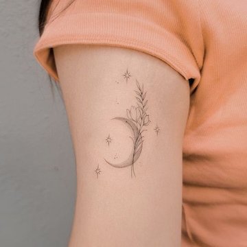 tatuaje luna