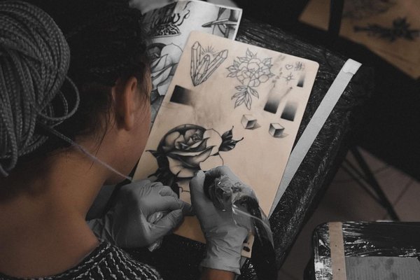 Formación de tatuajes en Alicante