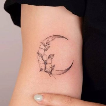 tatuaje luna