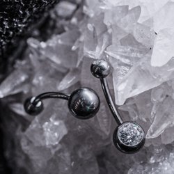 Joyería de titanio para piercings: por qué es la mejor opción