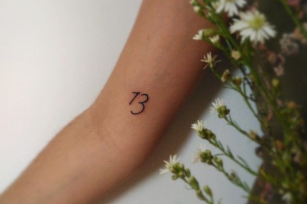 Tatuaje con números