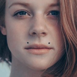 Piercing en los labios