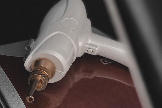 Tecnología láser en para la eliminación de maquillaje