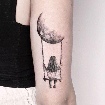 tatuaje luna