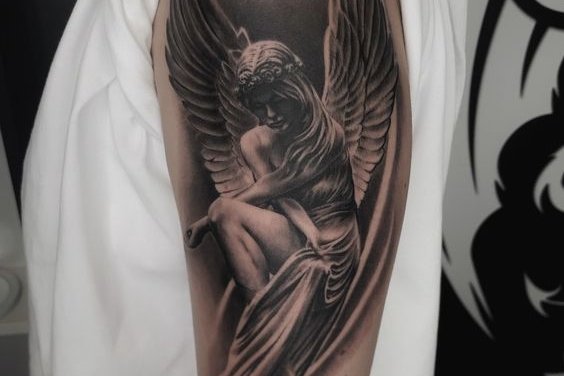 tatuaje de alas de ángel