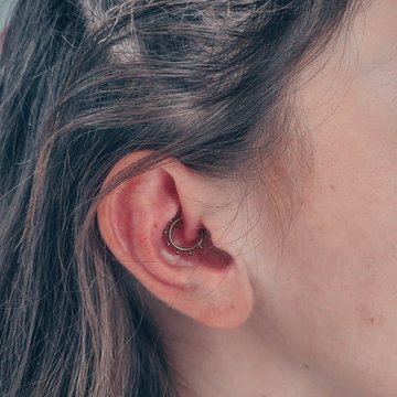 piercing daith