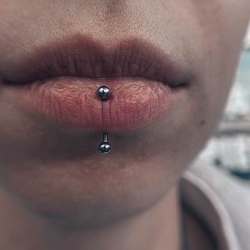 labret vertical