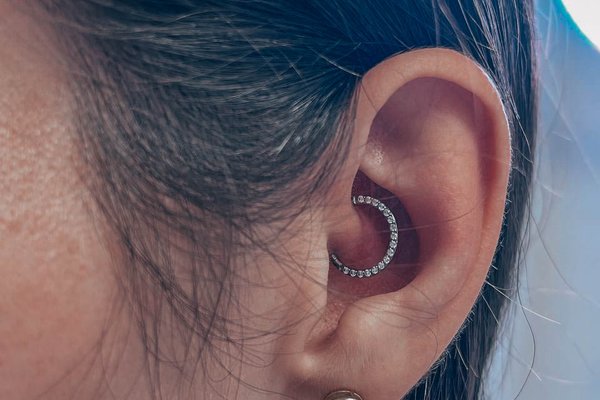 piercing daith