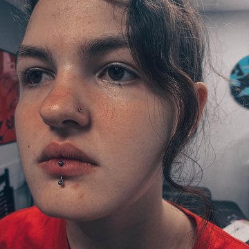 labret vertical