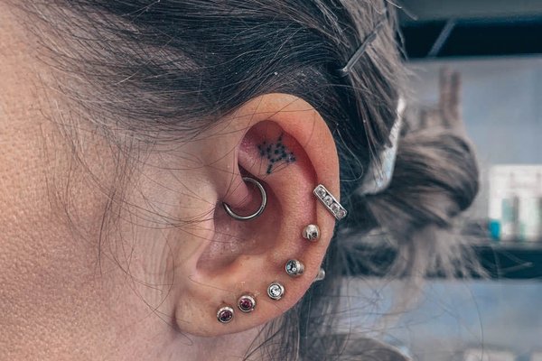 piercing daith