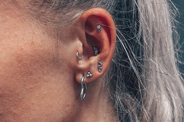 piercing flat