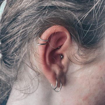 piercing daith